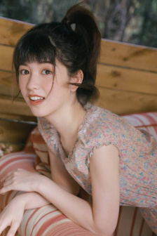 看B站直播夜月