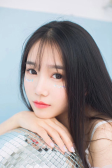 李丽莎顾欣怡