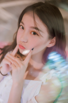 《漂亮的女邻居》2在线播放